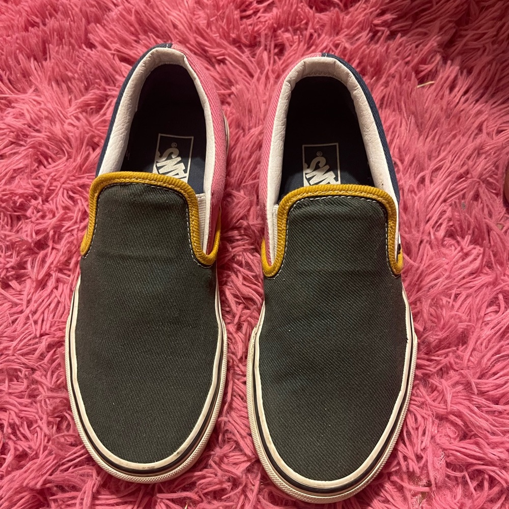 multicolor vans🌈